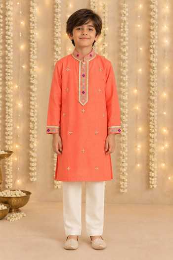 MI Dulce An'Ya Placket Embroidered Kurta Set