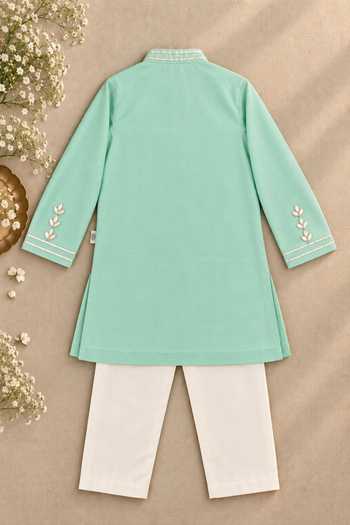 Buy MI Dulce An'Ya Green Cotton, Chanderi Embroidered Kurta Set Online at Aza Fashions Buy_MI Dulce An'Ya_Green Cotton, Chanderi Embroidered Kurta Set _Online_at_Aza_Fashions
