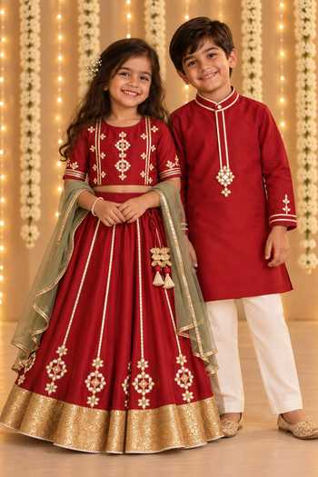 MI Dulce An'Ya Zardozi Embroidered Kurta Set