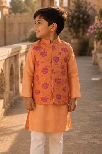 MI Dulce An'Ya Orange Cotton, Chanderi Printed Bundi And Kurta Set Online at Aza Fashions MI Dulce An'Ya_Orange Cotton, Chanderi Printed Bundi And Kurta Set _Online_at_Aza_Fashions