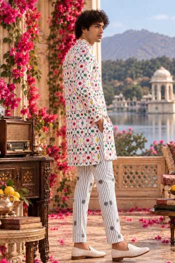 Shop Mr. Ajay Kumar White Linen Basu Lotus Print Kurta Set Online at Aza Fashions Shop_Mr. Ajay Kumar_White Linen Basu Lotus Print Kurta Set _Online_at_Aza_Fashions