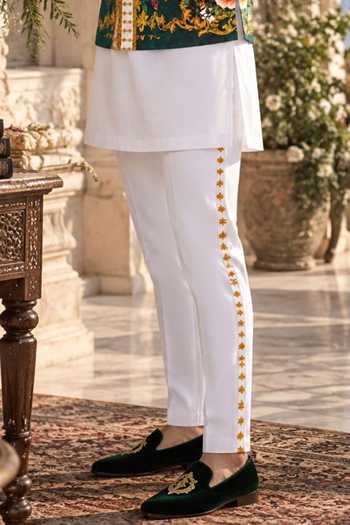 Buy Mr. Ajay Kumar White Cotton Kanishk Bloom Print Bundi And Kurta Set Online at Aza Fashions Buy_Mr. Ajay Kumar_White Cotton Kanishk Bloom Print Bundi And Kurta Set _Online_at_Aza_Fashions