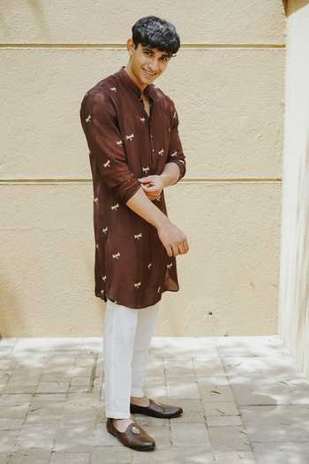 Un-Cuffed Dragonfly Motif Kurta Set 