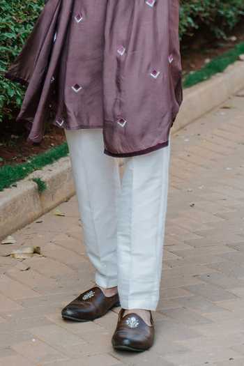 Un-Cuffed Purple Silk, Muslin, Cotton Threadwork Kurta Set Online at Aza Fashions Un-Cuffed_Purple Silk, Muslin, Cotton Threadwork Kurta Set _Online_at_Aza_Fashions