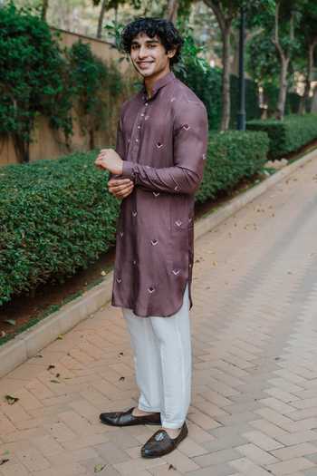 Buy Un-Cuffed Purple Silk, Muslin, Cotton Threadwork Kurta Set Online at Aza Fashions Buy_Un-Cuffed_Purple Silk, Muslin, Cotton Threadwork Kurta Set _Online_at_Aza_Fashions