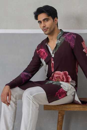 Shop Un-Cuffed Maroon Silk, Cotton, Muslin Printed Kurta Set Online at Aza Fashions Shop_Un-Cuffed_Maroon Silk, Cotton, Muslin Printed Kurta Set _Online_at_Aza_Fashions