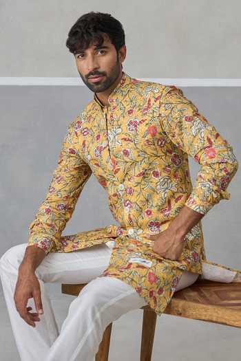 Un-Cuffed Yellow Silk, Muslin, Cotton Printed Kurta Set Online at Aza Fashions Un-Cuffed_Yellow Silk, Muslin, Cotton Printed Kurta Set _Online_at_Aza_Fashions