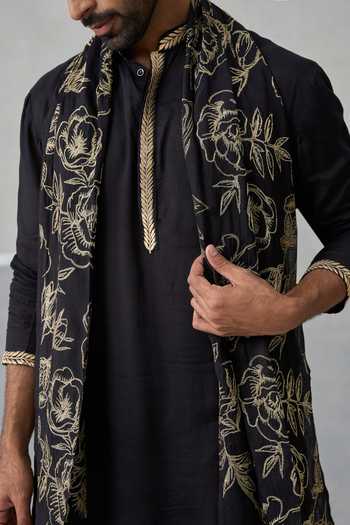 Un-Cuffed Black Silk, Cotton, Muslin Placement Embroidered Kurta Set Online at Aza Fashions Un-Cuffed_Black Silk, Cotton, Muslin Placement Embroidered Kurta Set _Online_at_Aza_Fashions