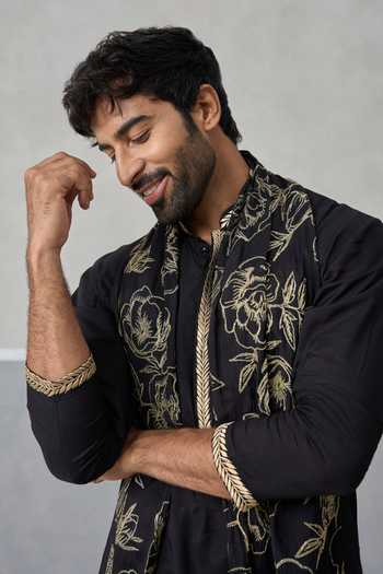 Buy Un-Cuffed Black Silk, Cotton, Muslin Placement Embroidered Kurta Set Online at Aza Fashions Buy_Un-Cuffed_Black Silk, Cotton, Muslin Placement Embroidered Kurta Set _Online_at_Aza_Fashions