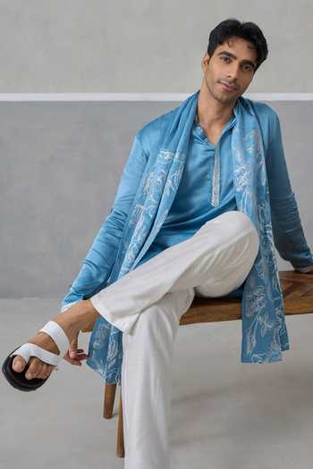 Un-Cuffed Textured Panelled Kurta Set 