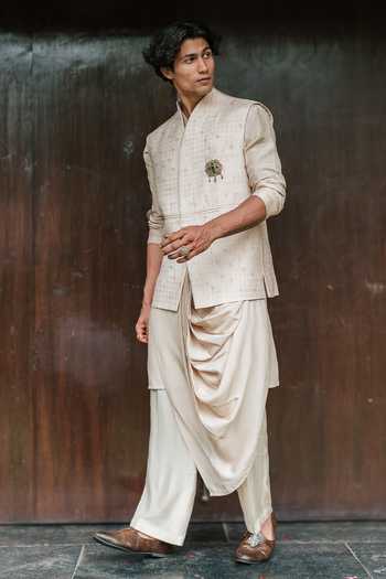 Shop Un-Cuffed Gold Silk, Cotton, Muslin Embroidered Bundi And Kurta Set Online at Aza Fashions Shop_Un-Cuffed_Gold Silk, Cotton, Muslin Embroidered Bundi And Kurta Set _Online_at_Aza_Fashions