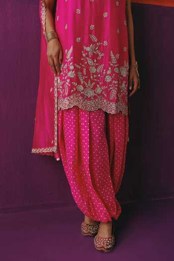 Pink City By Sarika_Pink Silk, Chanderi Keyhole Neck Rani Gulab Embroidered Kurta Set _at_Aza_Fashions