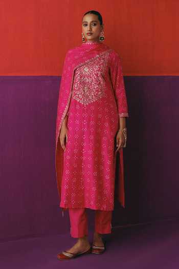 Pink City By Sarika_Pink Silk High Neck Flower Bandhani Kurta Pant Set _Online_at_Aza_Fashions