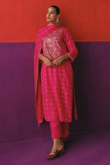 Shop_Pink City By Sarika_Pink Silk High Neck Flower Bandhani Kurta Pant Set _Online_at_Aza_Fashions