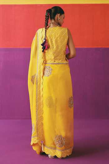 Pink City By Sarika Mandala Surajmukhi Saree With Unstitched Blouse Piece 