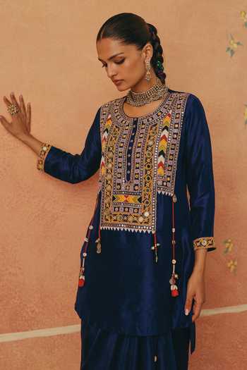 Shop_Pink City By Sarika_Blue Silk Round Neck Rangrez Embroidered Kurta And Skirt _Online_at_Aza_Fashions