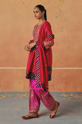 Buy_Pink City By Sarika_Pink Silk, Chanderi Round Neck Leheriya Pattern Layered Anarkali Set _Online_at_Aza_Fashions