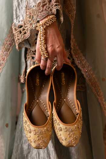 Coral Haze_Yellow Asharfi Hand Embroidered Juttis _Online_at_Aza_Fashions
