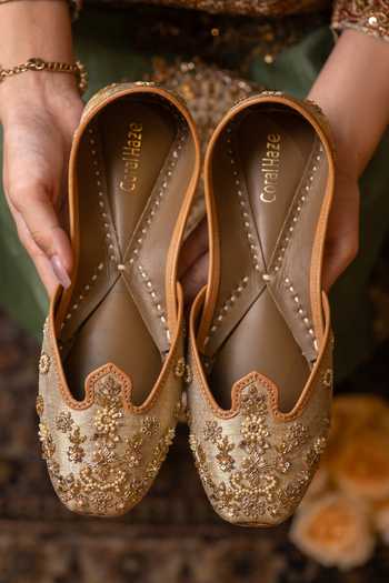 Coral Haze Sitara Hand Embroidered Juttis 
