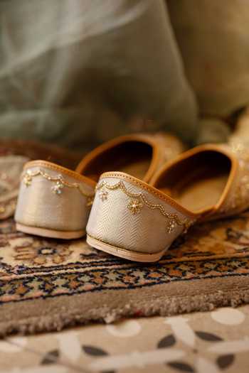 Buy_Coral Haze_Grey Gauhar Sequins Hand Embroidered Juttis _Online_at_Aza_Fashions