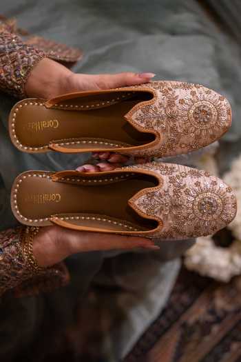 Coral Haze Nazish Embroidered Open Back Juttis 