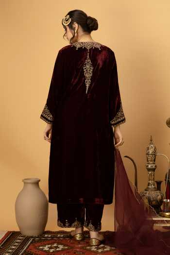 Afriya Zar-e-Makhmal Maroon A-Line Kurta Set