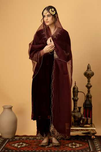 Shop_Afriya_Maroon , Velvet, Organza V-neck Zar-e-makhmal A-line Kurta Set _Online_at_Aza_Fashions