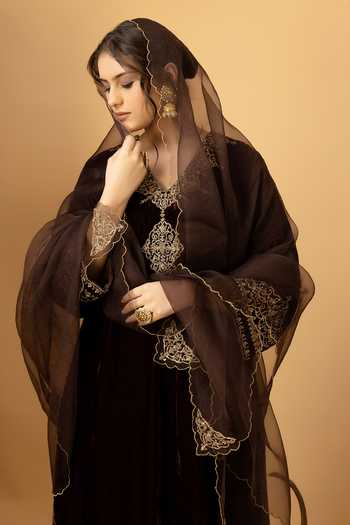 Shop_Afriya_Brown , Velvet, Organza V-neck, Yes Zar-e-makhmal A-line Kurta Set 