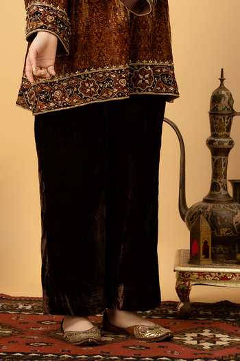 Shop_Afriya_Brown Velvet Round Neck, Yes Zar-e-makhmal Short Kurta And Pant Set _Online_at_Aza_Fashions