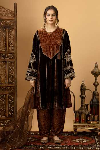 Afriya_Brown , Velvet, Organza Round Neck Zar-e-makhmal Kali Kurta Set _Online_at_Aza_Fashions