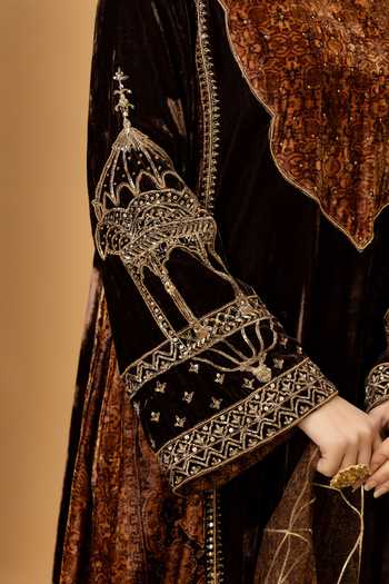 Shop_Afriya_Brown , Velvet, Organza Round Neck Zar-e-makhmal Kali Kurta Set _Online_at_Aza_Fashions