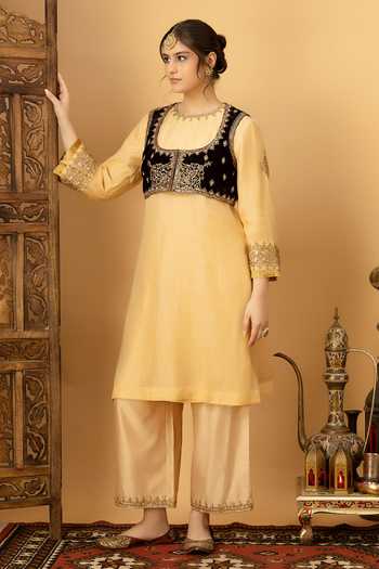 Afriya_Brown Silk, Velvet Round Neck Zar-e-makhmal Short Jacket _Online_at_Aza_Fashions