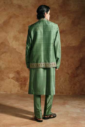 Aman Takyar Embroidered Nehru Jacket & Kurta Set