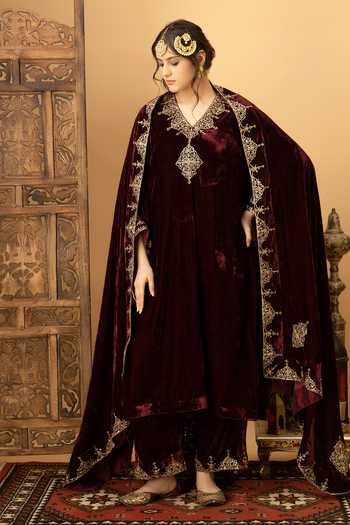 Afriya Zar-e-Makhmal Maroon Dupatta