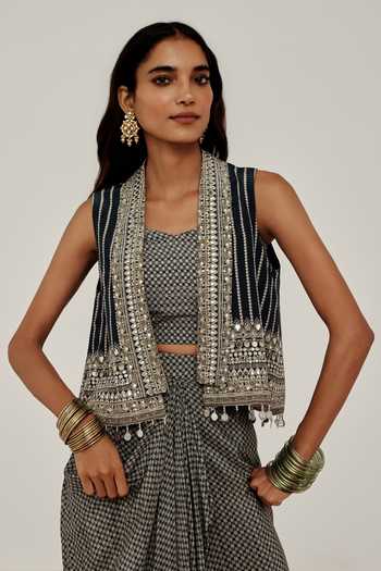 Buy Basanti Kapde Aur Koffee Black Crepe Open , Scoop Obsidian Gilded Embroidered Jacket Set Online at Aza Fashions Buy_Basanti Kapde Aur Koffee_Black Crepe Open , Scoop Obsidian Gilded Embroidered Jacket Set _Online_at_Aza_Fashions