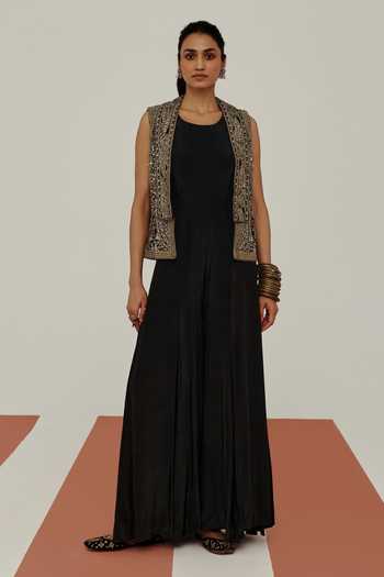 Basanti Kapde Aur Koffee Obsidian Gilded Embroidered Jumpsuit With Jacket