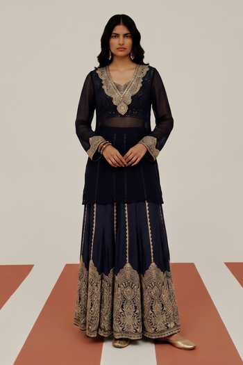 Basanti Kapde Aur Koffee Midnight Eclat Embroidered Kurta & Sharara Set 