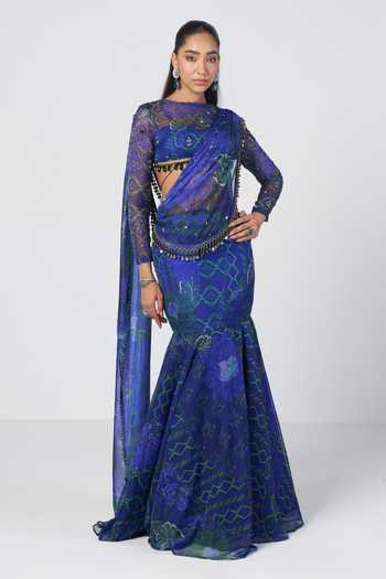 Rishi And Vibhuti Rani Fish-Cut Skirt Set With Draped Cape 