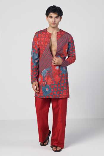 Rishi And Vibhuti Botanical Print Kurta Set 