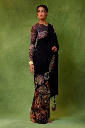 Soniya G Kahaani Noir Pre-Draped Saree With Printed Blouse 