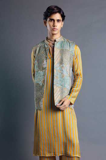Punit Balana Green Silk, Satin Moh Embroidered Bundi Set Online at Aza Fashions Punit Balana_Green Silk, Satin Moh Embroidered Bundi Set _Online_at_Aza_Fashions
