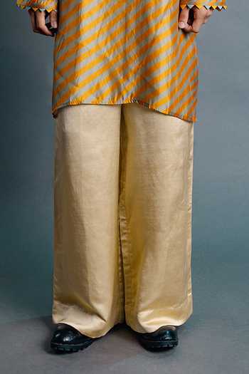 Buy Punit Balana Green Silk, Organza, Satin, Linen Mustard Leheriya Pattern Kurta Set Online at Aza Fashions Buy_Punit Balana_Green Silk, Organza, Satin, Linen Mustard Leheriya Pattern Kurta Set _Online_at_Aza_Fashions