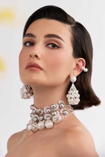 Anaash Raya Pearl Choker