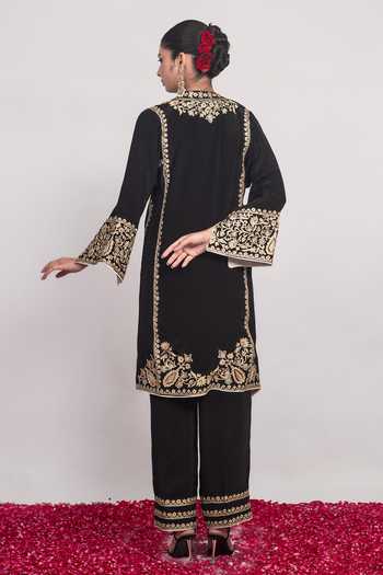 Daljit Sudan Black Embroidered Pheran Kurta & Pant Set 