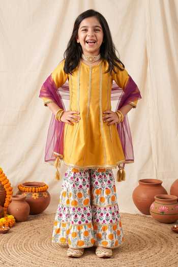 Petite Pomme Embroidered Kurta Set
