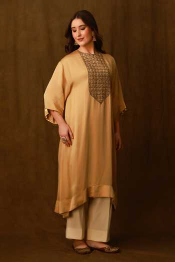 Buy Afriya Gold Organza, Satin, Chanderi Silk Round Neck Embroidered Kaftan And Pant Set Online at Aza Fashions Buy_Afriya_Gold Organza, Satin, Chanderi Silk Round Neck Embroidered Kaftan And Pant Set _Online_at_Aza_Fashions