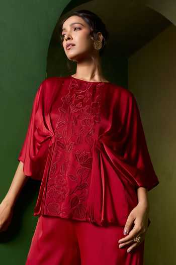 Omana By Ranjana Bothra_Red Silk , Round Neck Isla Floral Embroidered Top And Trouser Set _at_Aza_Fashions