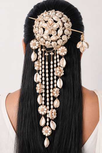 Vaidaan Krisha Shell Hair Bun 