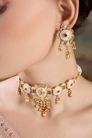 Nazaakat By Samara Singh Gold Plated Polki Embellished Choker Necklace And Earrings Set Online at Aza Fashions Nazaakat By Samara Singh_Gold Plated Polki Embellished Choker Necklace And Earrings Set _Online_at_Aza_Fashions