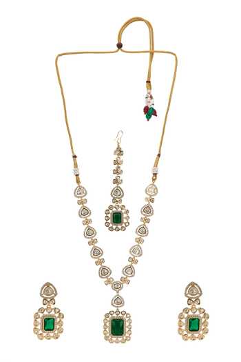 Nazaakat By Samara Singh Gold Plated Stone Drop Pendant Necklace Set at Aza Fashions Nazaakat By Samara Singh_Gold Plated Stone Drop Pendant Necklace Set _at_Aza_Fashions